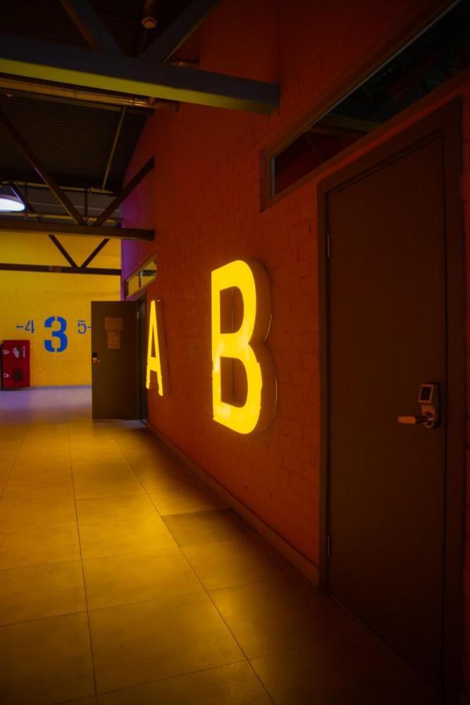 City Hostel Шымкент Экстерьер фото